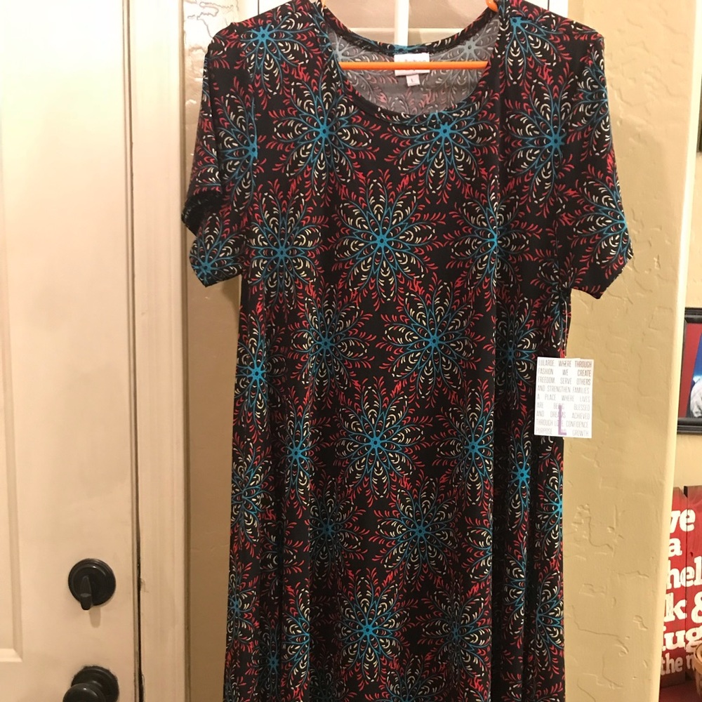 LuLaRoe Carly
